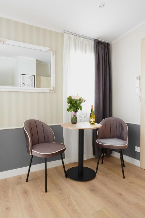 Ar Apartamenty Poznan Bagian luar foto